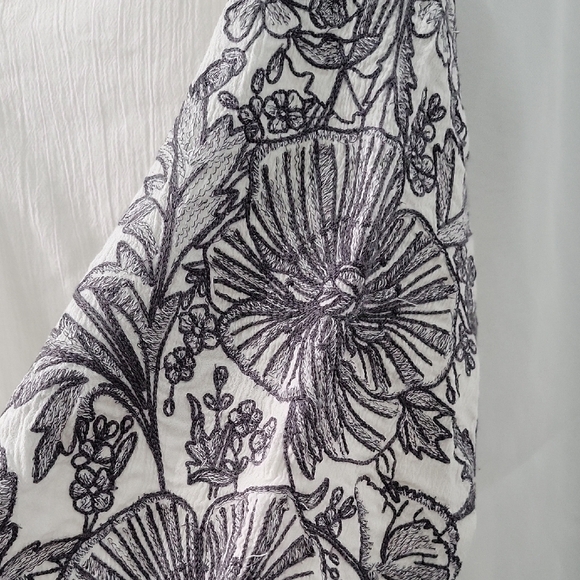 Purejill White Embroidered Women's Top SizeM - Picture 4 of 7